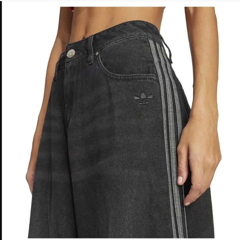 NWT Adidas Adicolor Adilenium Denim Wide Pants Women Size 30/30 - Picture 4 of 8